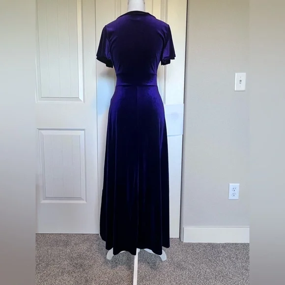 Purple Velvet Velour feel V neck Ruffle Sz Small Whimsigoth Renaissance Flirty - Picture 4 of 13